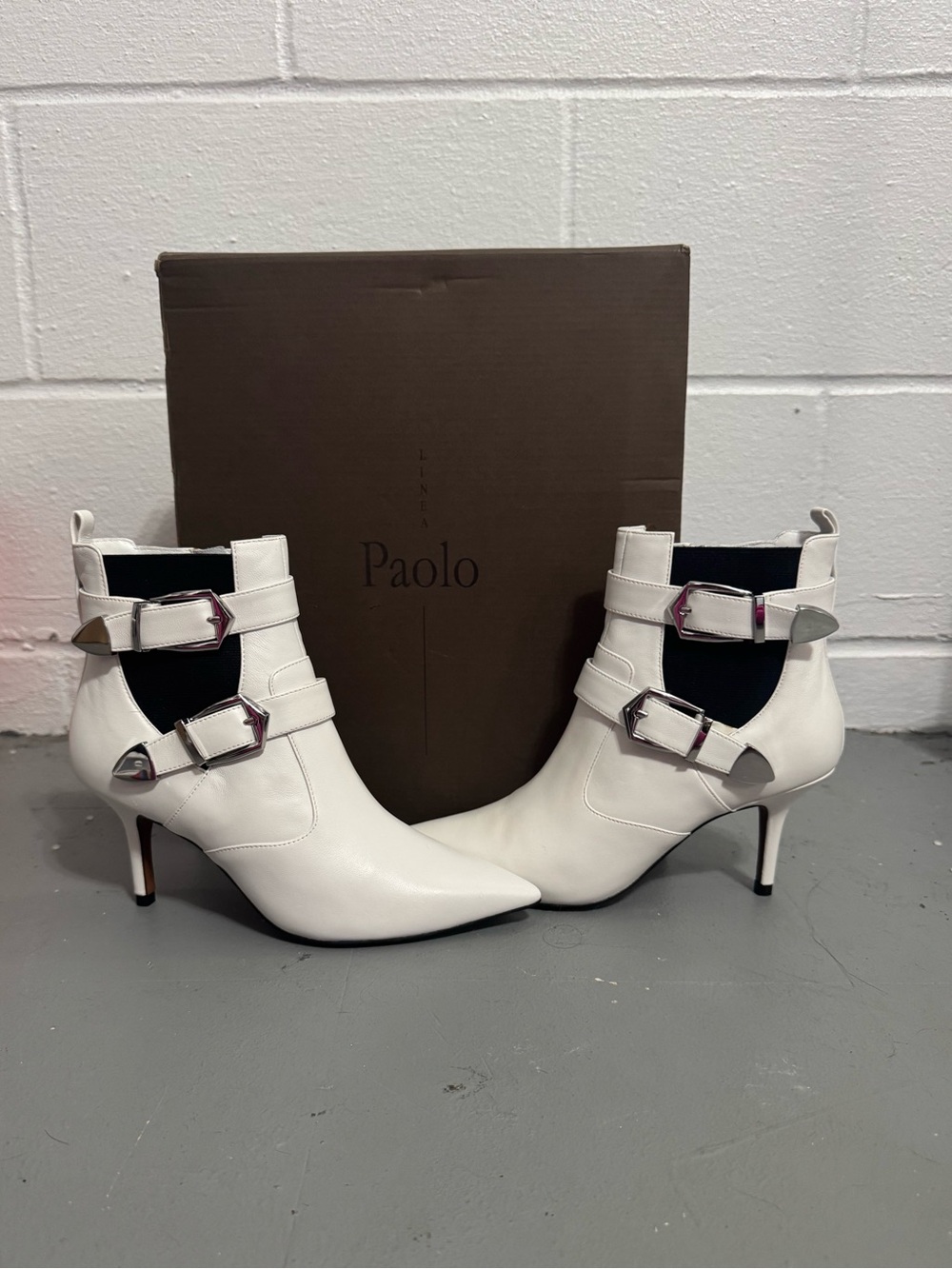 Paolo Linea Nikita Boots | White Leather Buckle Ankle Boots